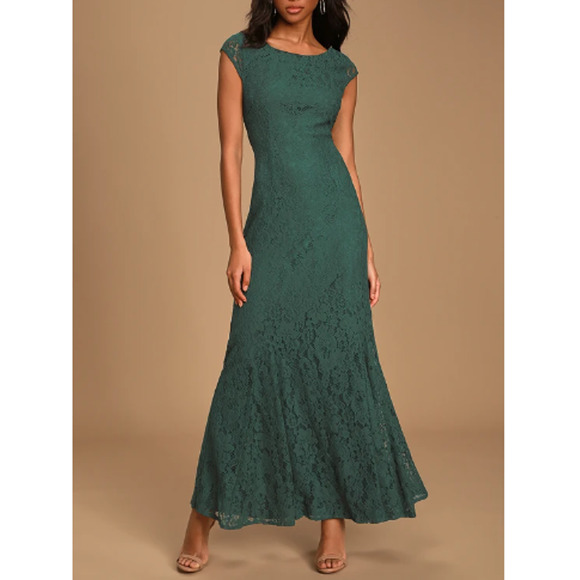 Lulu's Dresses & Skirts - New ~ LULU'S ~ Cascading Dreams Emerald Green Lace Maxi Dress Small